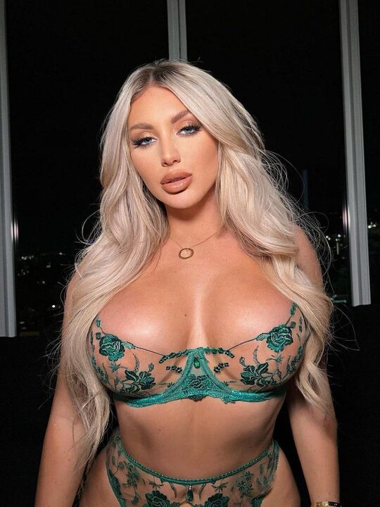 Kayley Gunner